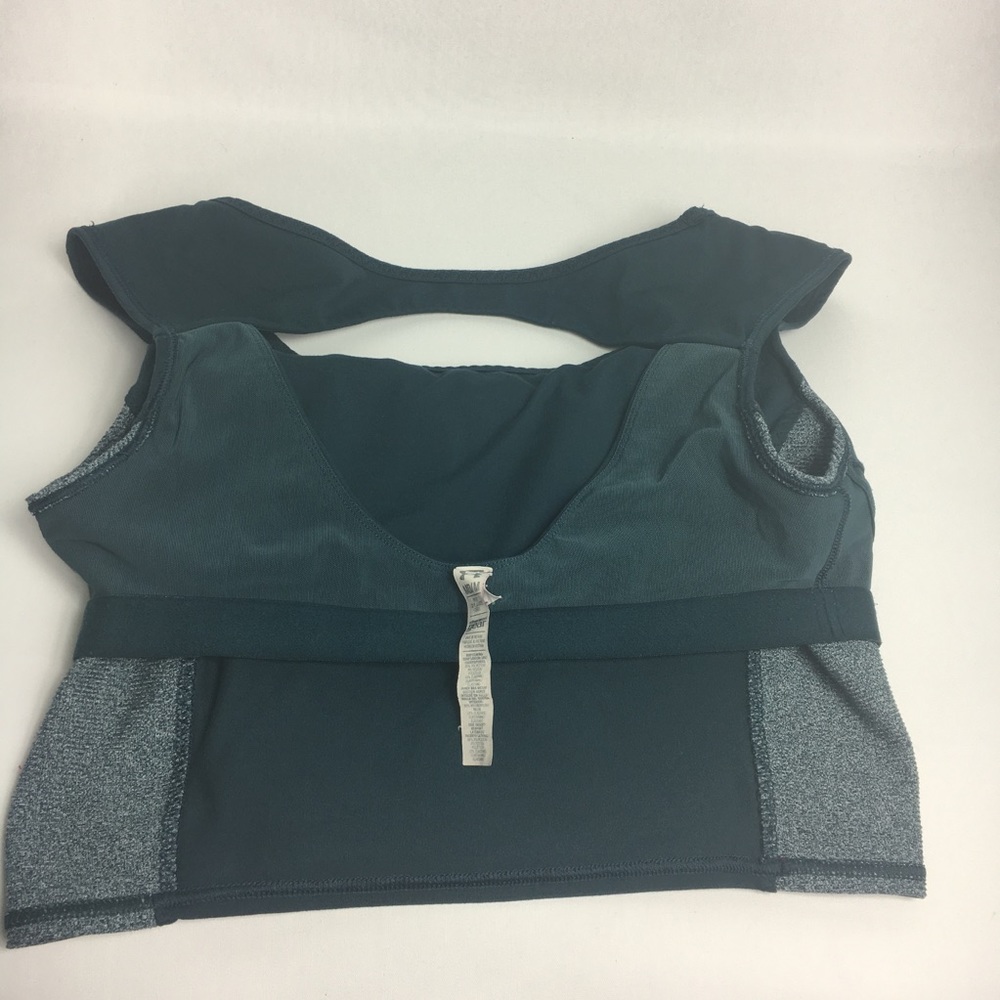 Under Armour lux yoga crop top blue built in bra - Picture 8 of 8